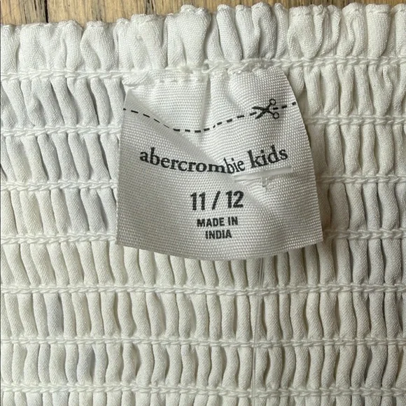 NWT Abercrombie Kids’ Emerson Puff Sleeve Floral Dress Size 11/12 - Picture 10 of 11